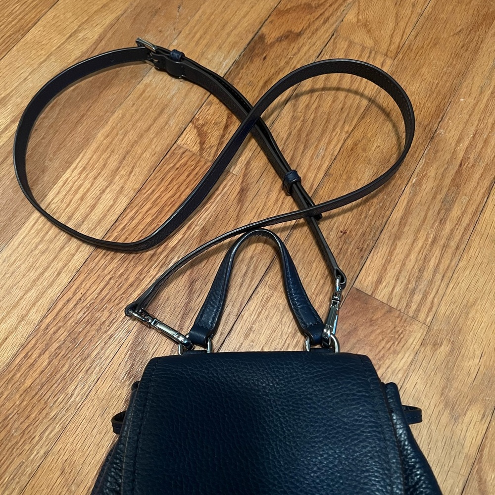 Michael Kors Dark Blue Leather Bag - Picture 8 of 10